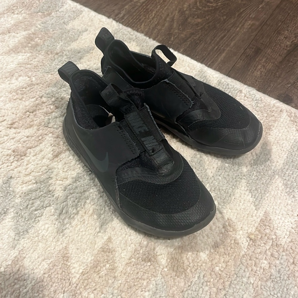 Toddler Boys Size 11 Nike Tennis Shoes